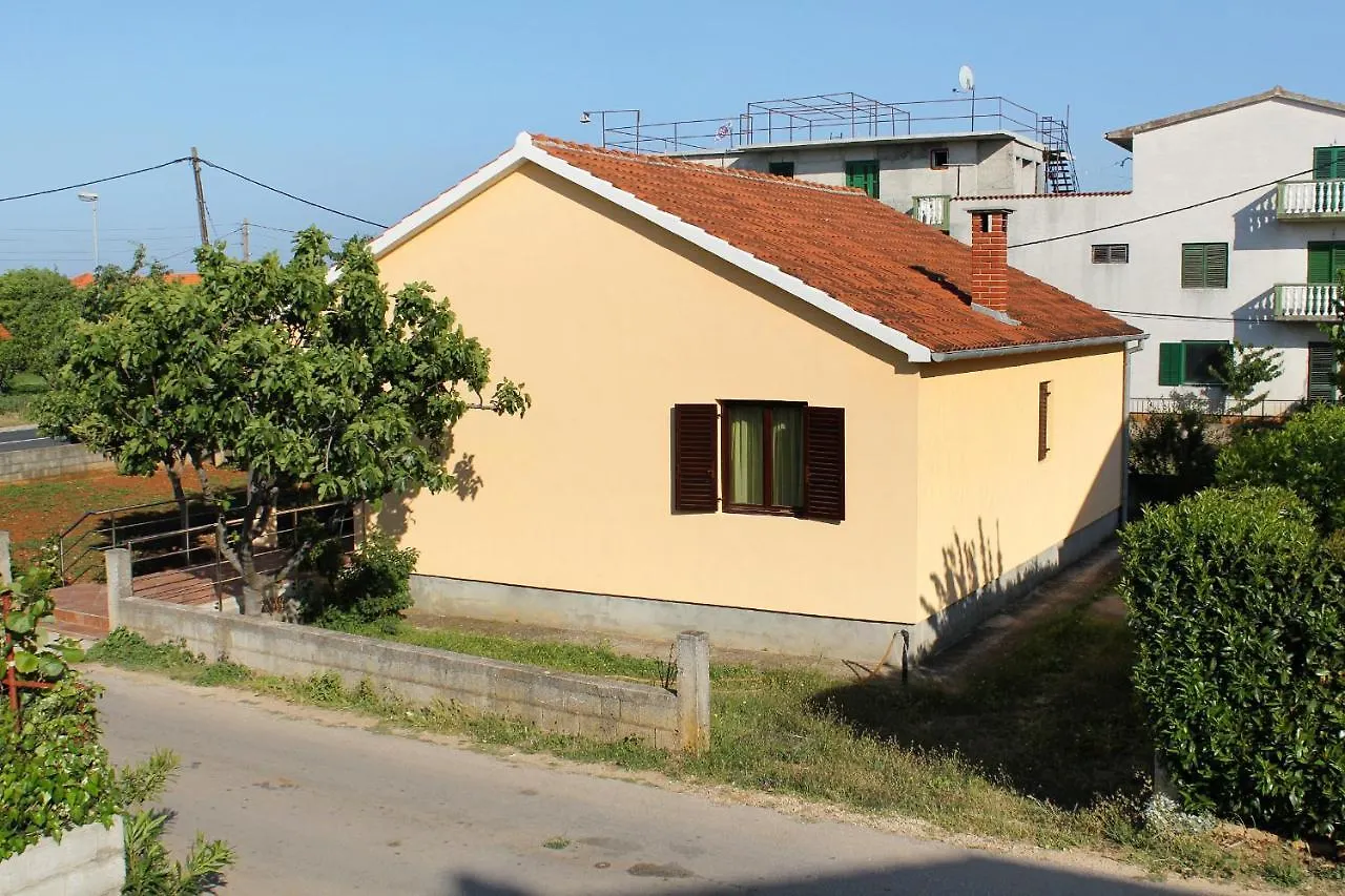Holiday House With A Parking Space Sukosan, Zadar - 6218 クロアチア